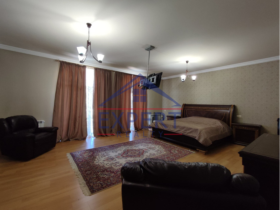 ՆՈՐ ՆՈՐՔ, ԲԱԳՐԵՎԱՆԴ ՓՈՂՈՑ, 5 ՍԵՆՅԱԿ