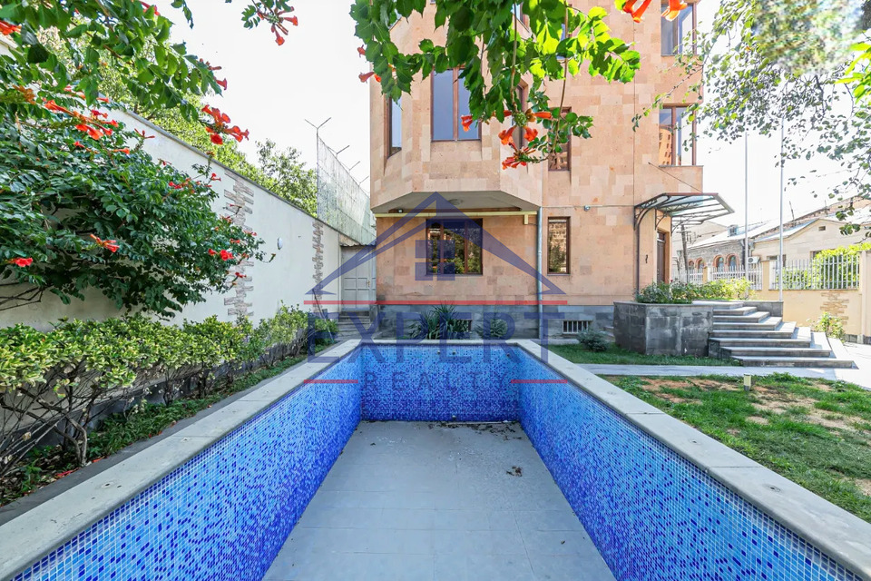 ԿԵՆՏՐՈՆ, ՇԱՐԱ ՏԱԼՅԱՆ ՓՈՂՈՑ, 8+ ՍԵՆՅԱԿ