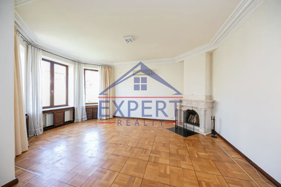 ԿԵՆՏՐՈՆ, ՇԱՐԱ ՏԱԼՅԱՆ ՓՈՂՈՑ, 8+ ՍԵՆՅԱԿ