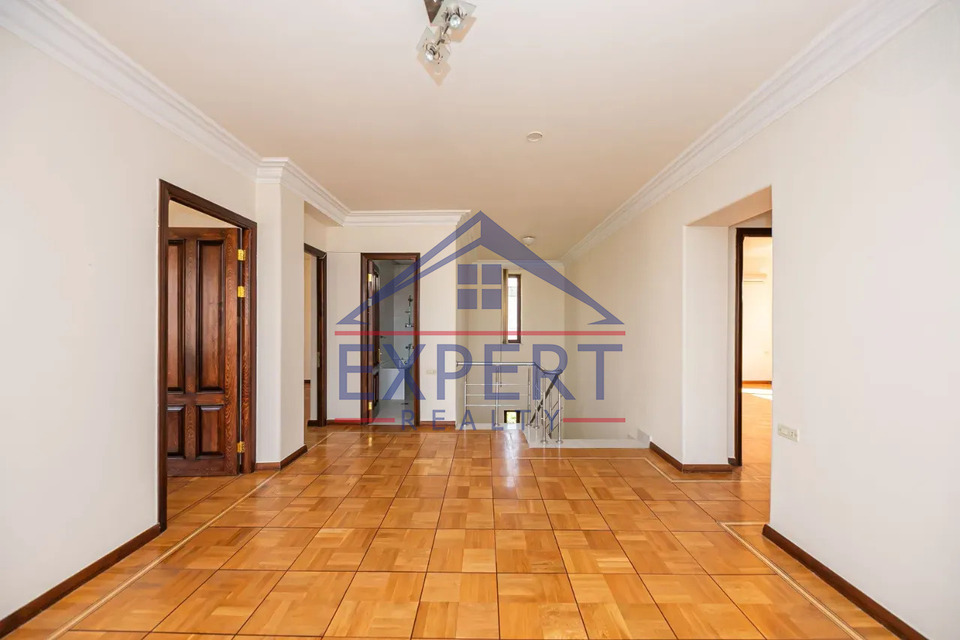 ԿԵՆՏՐՈՆ, ՇԱՐԱ ՏԱԼՅԱՆ ՓՈՂՈՑ, 8+ ՍԵՆՅԱԿ