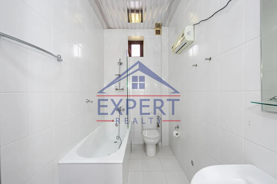 ԿԵՆՏՐՈՆ, ՇԱՐԱ ՏԱԼՅԱՆ ՓՈՂՈՑ, 8+ ՍԵՆՅԱԿ