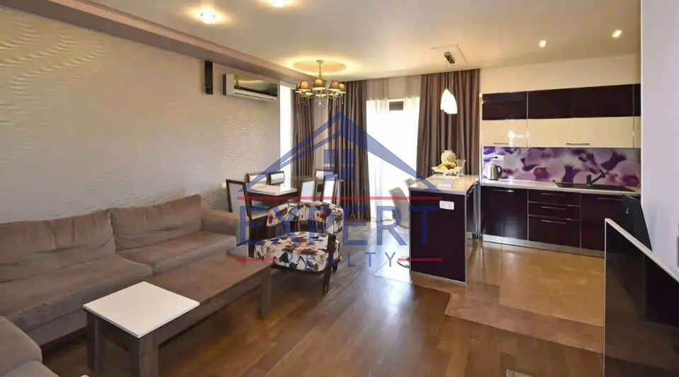 ԿԵՆՏՐՈՆ, ՍԱՅԱԹ ՆՈՎԱ , 3 ՍԵՆՅԱԿ
