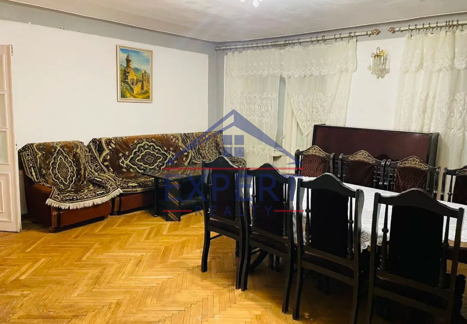 ՔԱՆԱՔԵՌ ԶԵՅԹՈՒՆ, ԴՐՈՅԻ ՓՈՂՈՑ, 4 ՍԵՆՅԱԿ