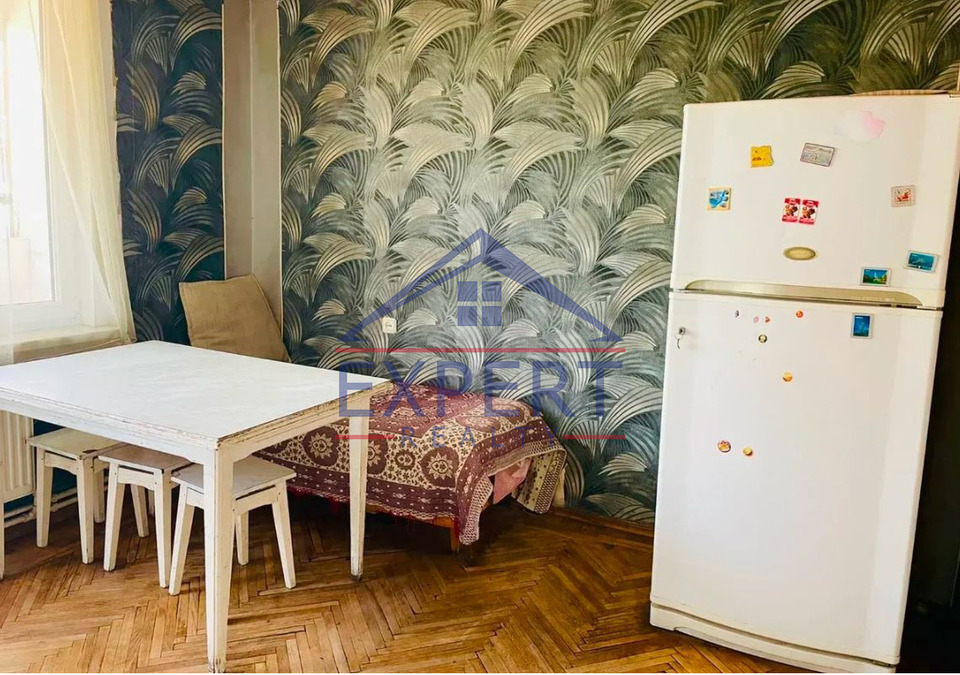 ՔԱՆԱՔԵՌ ԶԵՅԹՈՒՆ, ԴՐՈՅԻ ՓՈՂՈՑ, 4 ՍԵՆՅԱԿ