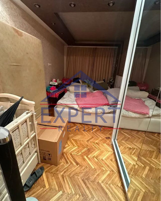 ՔԱՆԱՔԵՌ ԶԵՅԹՈՒՆ, ԴՐՈՅԻ ՓՈՂՈՑ, 4 ՍԵՆՅԱԿ