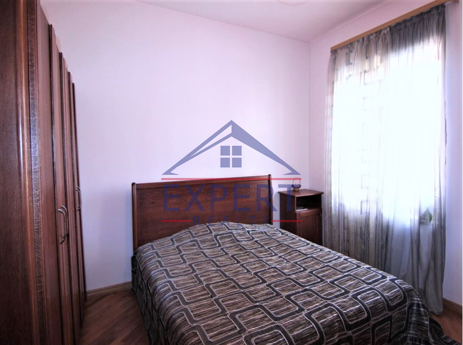 ԱՎԱՆ, ԾԱՐԱՎ ԱՂԲՅՈՒՐԻ ՓՈՂՈՑ, 7 ՍԵՆՅԱԿ