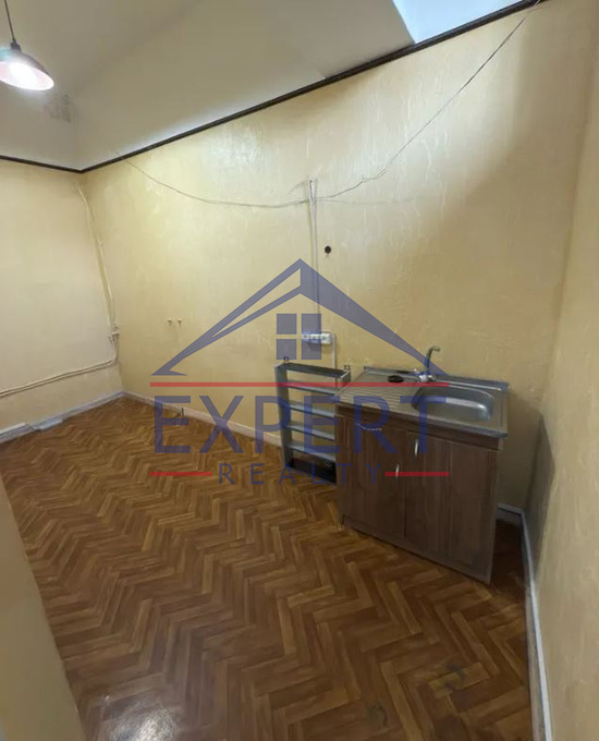 ԷՐԵԲՈՒՆԻ  ՆՈՐ  ԱՐԵՇ  125 ՔՄ