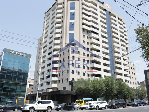 ԱՐԱԲԿԻՐ, ԿՈՄԻՏԱՍԻ ՊՈՂՈՏԱ, 3 ՍԵՆՅԱԿ