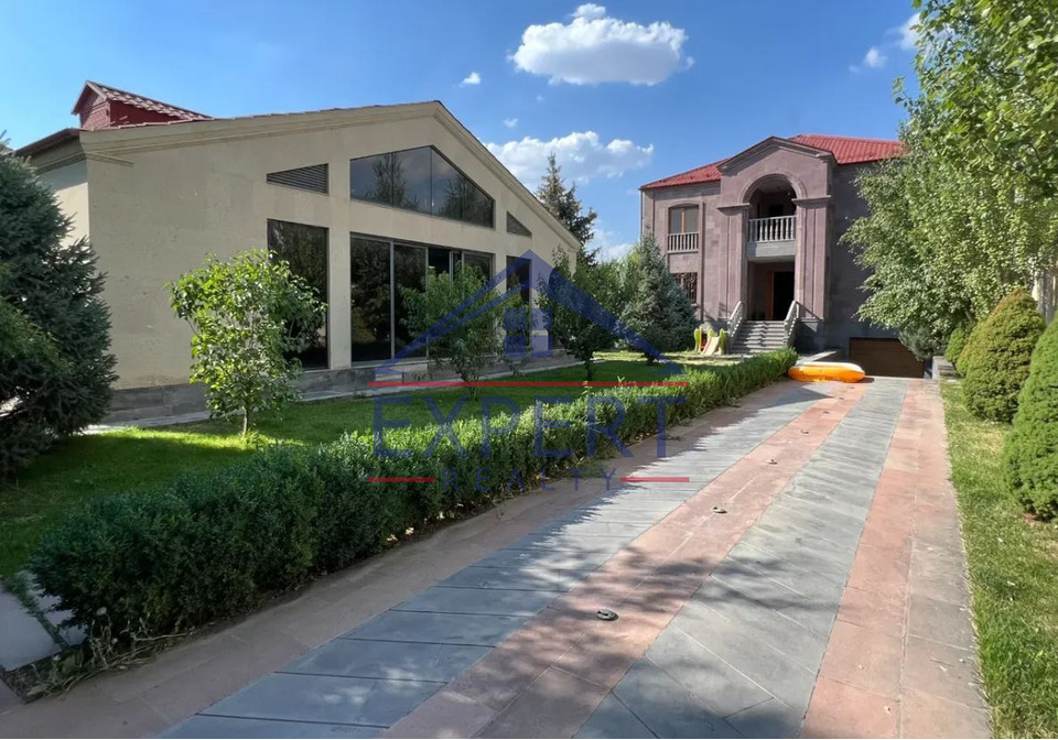 ԱՎԱՆ,ԾԱՐԱՎ ԱՂԲՅՈՒՐԻ ՓՈՂՈՑ 8+ՍԵՆՅԱԿ