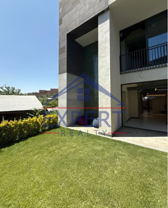 ԿԵՆՏՐՈՆ, ՈՍԿԵՐԻՉՆԵՐԻ ՓՈՂՈՑ, 135 ՔՄ