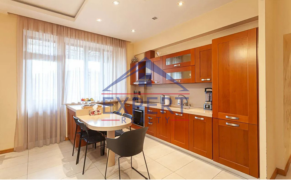 ԿԵՆՏՐՈՆ,ԱՄԻՐՅԱՆ ՓՈՂՈՑ 3 ՍԵՆՅԱԿ