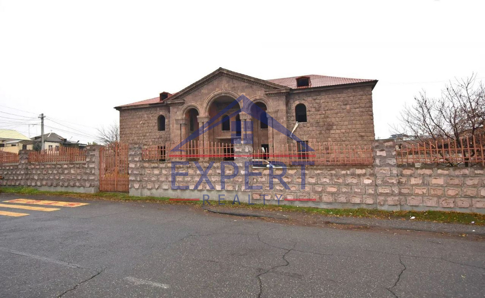 ԷՐԵԲՈՒՆԻ,ԱԶԱՏԱՄԱՐՏԻԿՆԵՐԻ ՓՈՂՈՑ