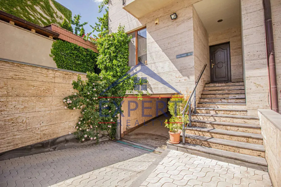 ԱՎԱՆ, ԾԱՐԱՎ ԱՂԲՅՈՒՐԻ ՓՈՂՈՑ, 5 ՍԵՆՅԱԿ