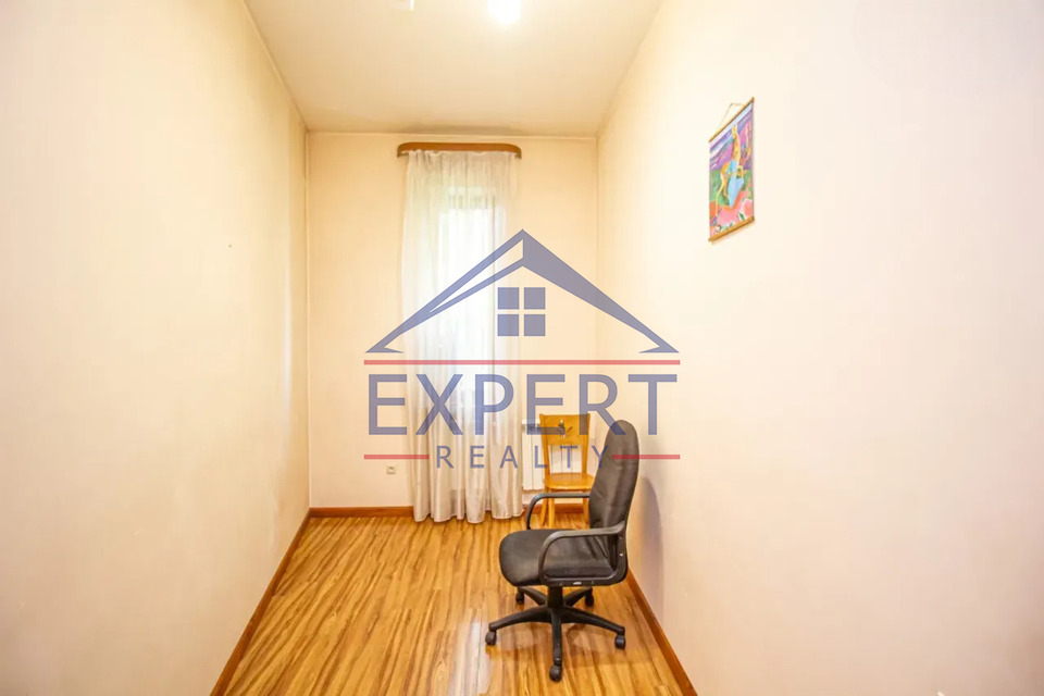 ԱՎԱՆ, ԾԱՐԱՎ ԱՂԲՅՈՒՐԻ ՓՈՂՈՑ, 5 ՍԵՆՅԱԿ