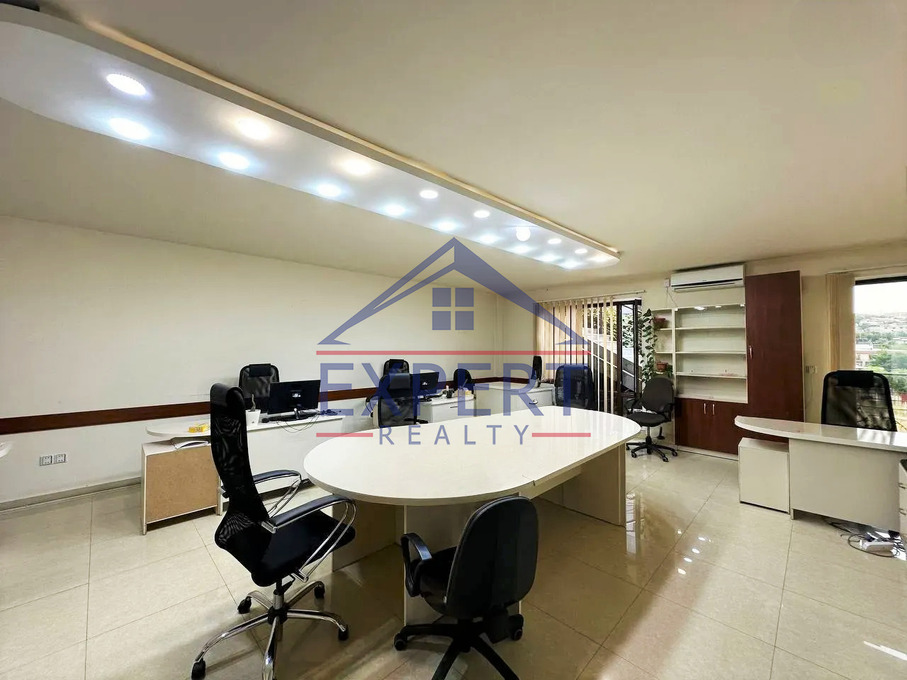 ԿԵՆՏՐՈՆ, ՉԱՐԵՆՑԻ ՓՈՂՈՑ, 200 ՔՄ․