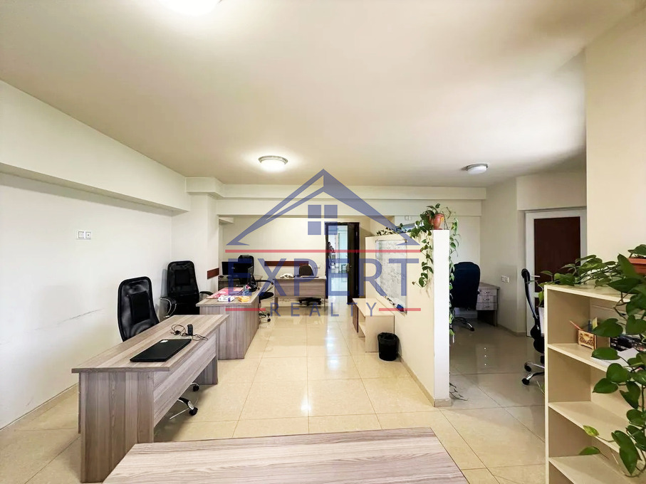 ԿԵՆՏՐՈՆ, ՉԱՐԵՆՑԻ ՓՈՂՈՑ, 200 ՔՄ․