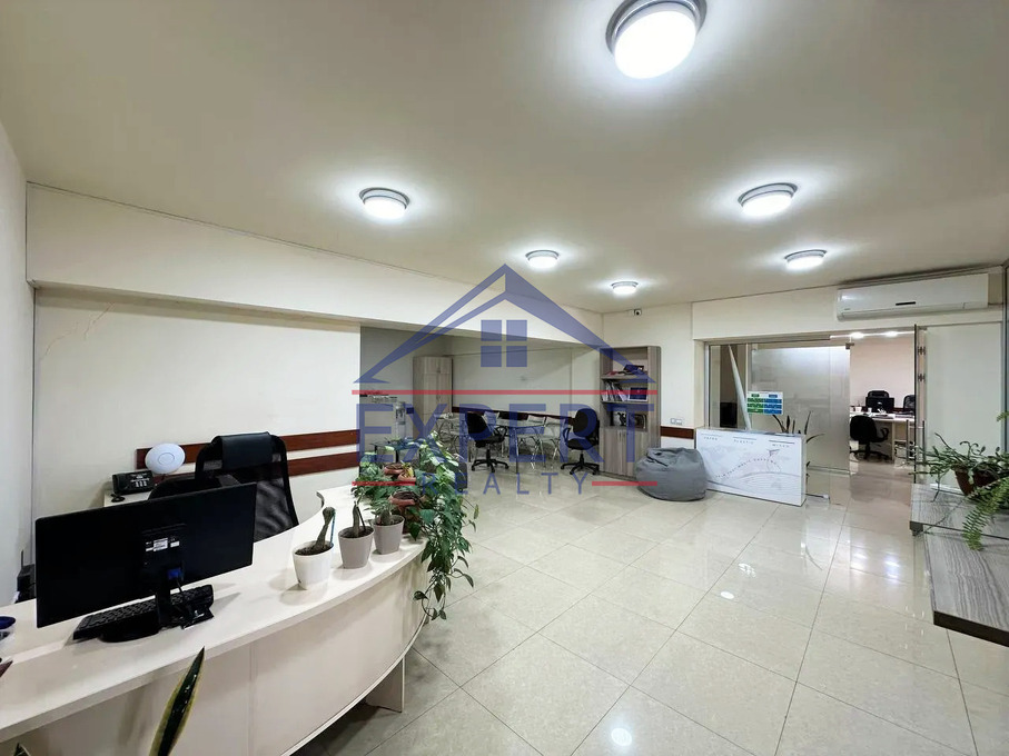 ԿԵՆՏՐՈՆ, ՉԱՐԵՆՑԻ ՓՈՂՈՑ, 200 ՔՄ․