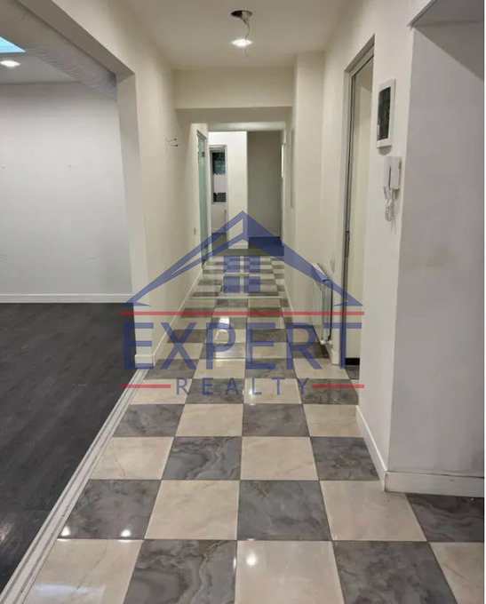 ԿԵՆՏՐՈՆ, ՄԱՇՏՈՑԻ ՓՈՂՈՑ, 114ՔՄ