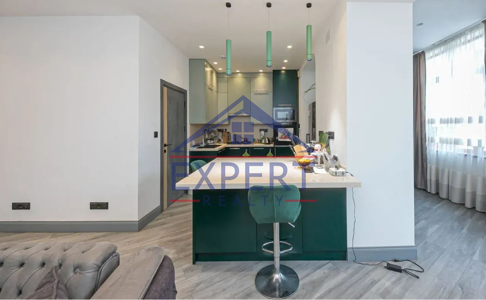 ԿԵՆՏՐՈՆ, ԹԱՄԱՆՅԱՆ ՓՈՂՈՑ, 2 ՍԵՆՅԱԿ