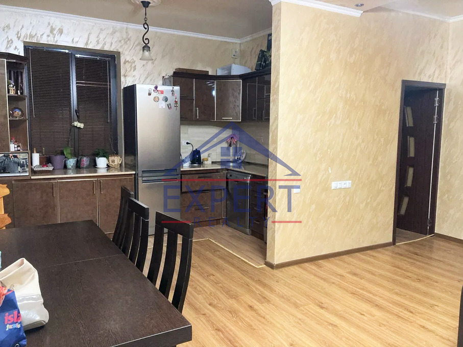 ՆՈՐ ՆՈՐՔ, ԲԱԳՐԵՎԱՆԴ ԹԱՂԱՄԱՍ, 4 ՍԵՆՅԱԿ