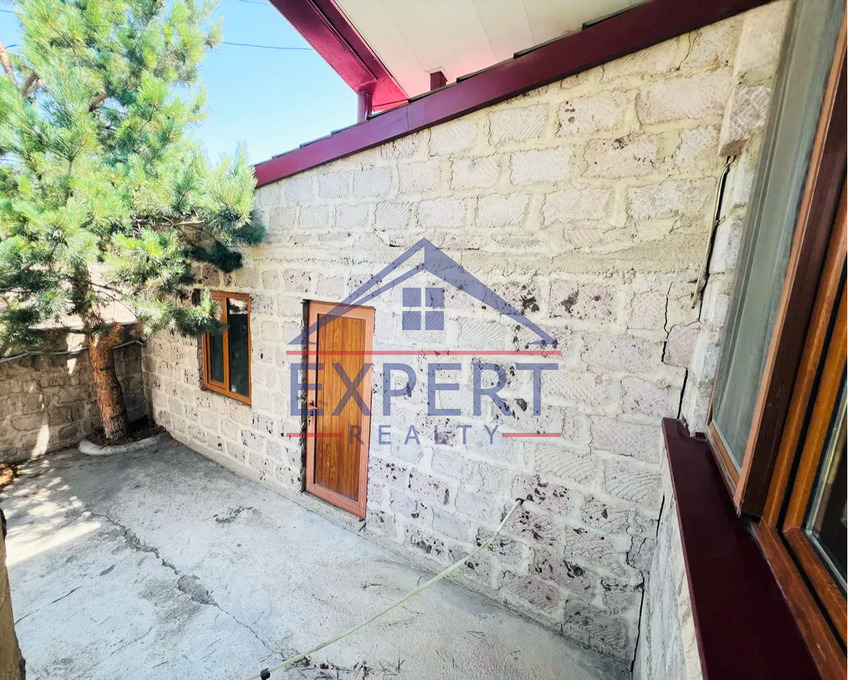 ԱՎԱՆ, ԱՌԻՆՋ 21-ՐԴ ՓՈՂՈՑ, 5 ՍԵՆՅԱԿ