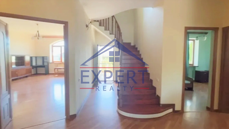 ԱՎԱՆ, ԱՌԻՆՋ 21-ՐԴ ՓՈՂՈՑ, 5 ՍԵՆՅԱԿ