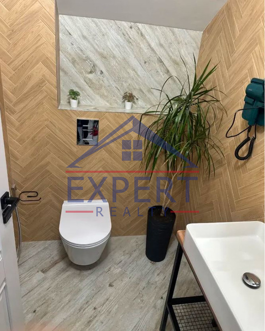 ԶՈՎՈՒՆԻ 3 ՍԵՆՅԱԿ