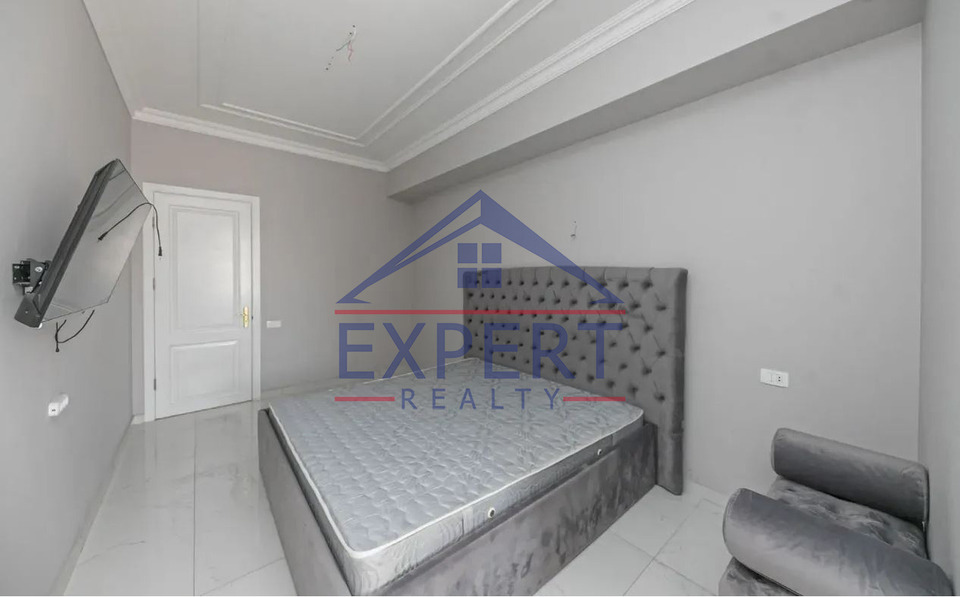 ԿԵՆՏՐՈՆ, ԵԿՄԱԼՅԱՆ ՓՈՂՈՑ, 3 ՍԵՆՅԱԿ