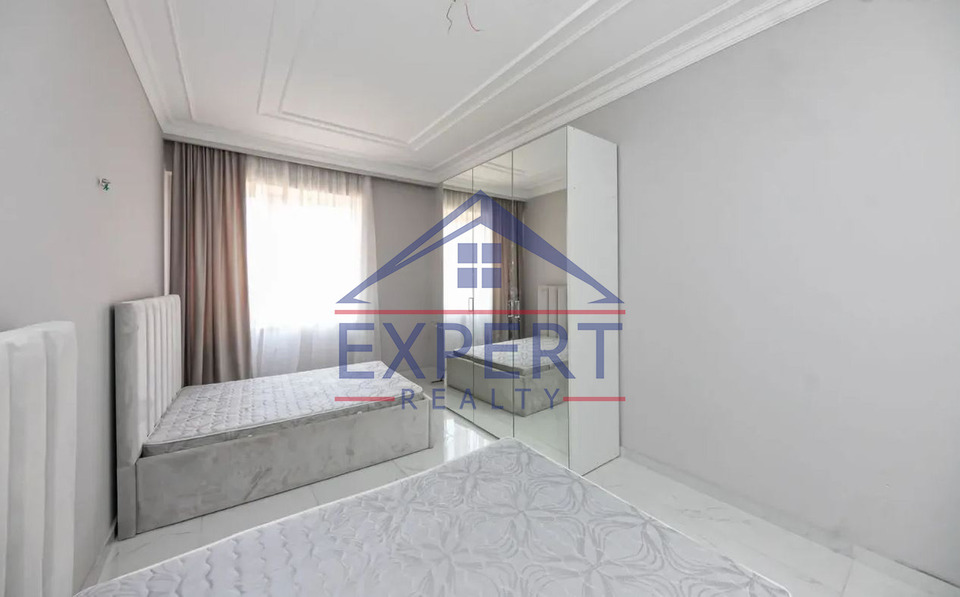 ԿԵՆՏՐՈՆ, ԵԿՄԱԼՅԱՆ ՓՈՂՈՑ, 3 ՍԵՆՅԱԿ