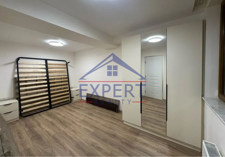 ԿԵՆՏՐՈՆ, ՄԱՇՏՈՑԻ ՊՈՂՈՏԱ  2 ՍԵՆՅԱԿ