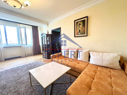 ԿԵՆՏՐՈՆ, ՍԱՅԱԹ-ՆՈՎԱ ՊՈՂՈՏԱ, 3 ՍԵՆՅԱԿ