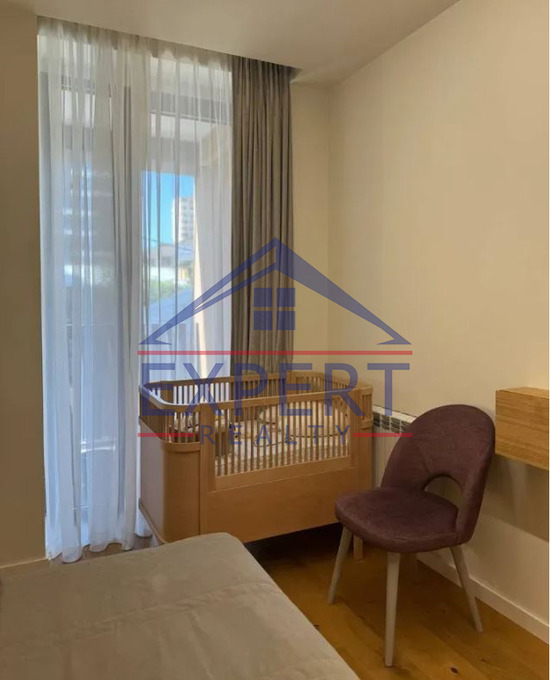 ԱՐԱԲԿԻՐ, ՌՈՒԲԵՆ ՍԵՎԱԿԻ ՓՈՂՈՑ, 3 ՍԵՆՅԱԿ