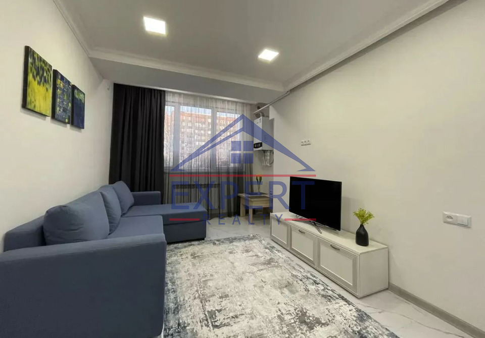 ԿԵՆՏՐՈՆ,ԵՐՎԱՆԴ ՔՈՉԱՐԻ ՓՈՂՈՑ 3 ՍԵՆՅԱԿ