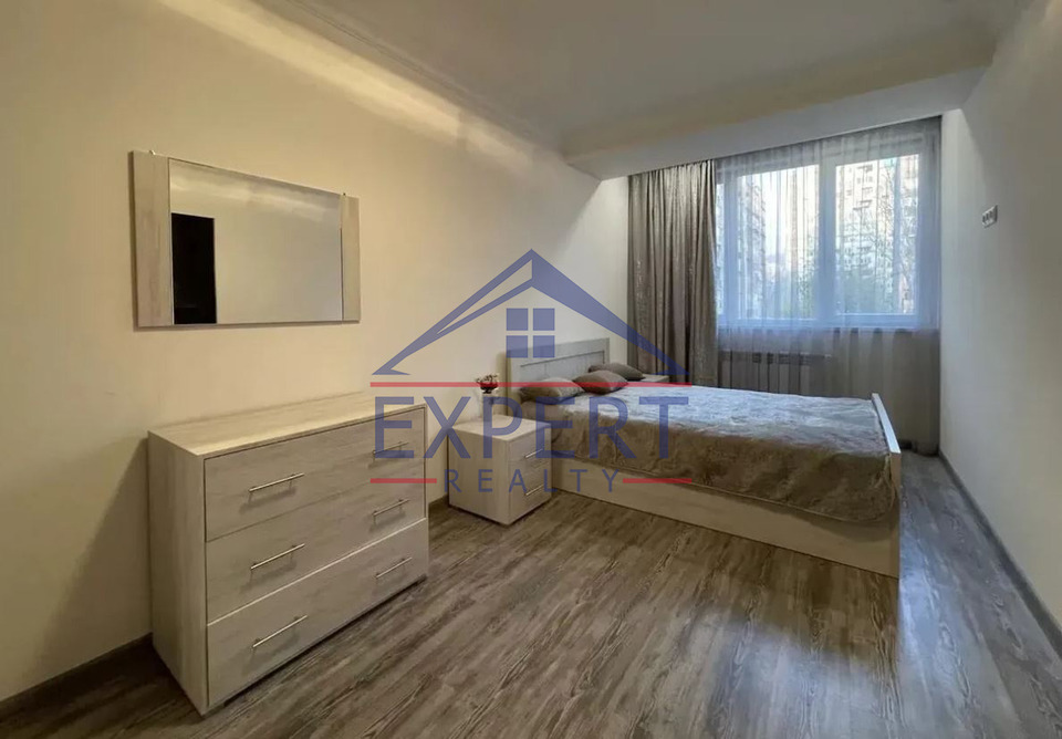 ԿԵՆՏՐՈՆ,ԵՐՎԱՆԴ ՔՈՉԱՐԻ ՓՈՂՈՑ 3 ՍԵՆՅԱԿ