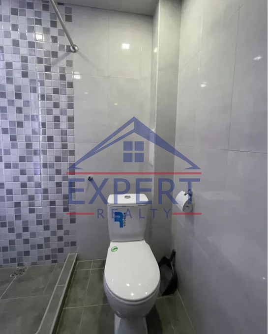 ԿԵՆՏՐՈՆ,ԵՐՎԱՆԴ ՔՈՉԱՐԻ ՓՈՂՈՑ 3 ՍԵՆՅԱԿ