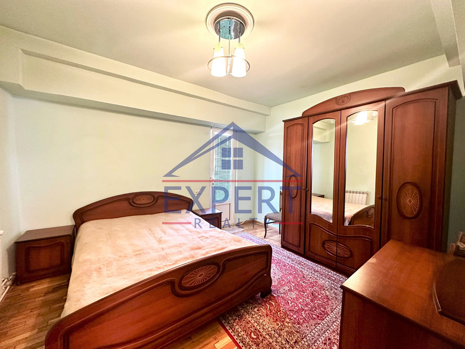 ԿԵՆՏՐՈՆ, ՍԱՅԱԹ-ՆՈՎԱ ՊՈՂՈՏԱ, 3 ՍԵՆՅԱԿ