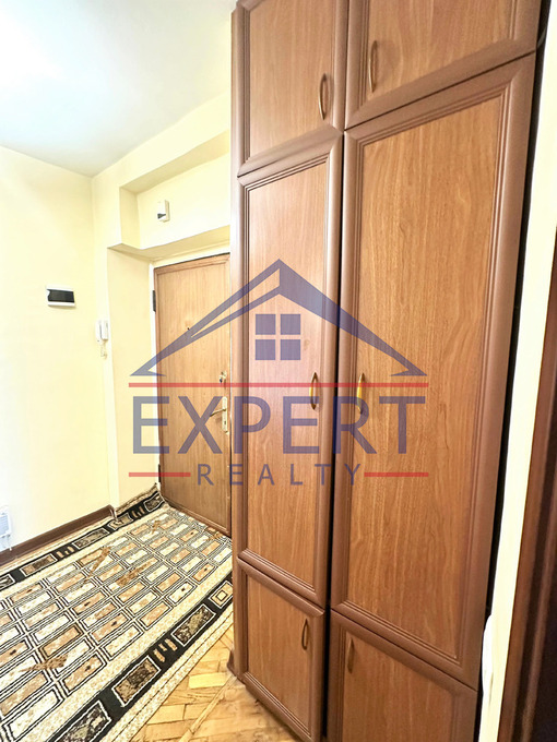 ԿԵՆՏՐՈՆ, ՍԱՅԱԹ-ՆՈՎԱ ՊՈՂՈՏԱ, 3 ՍԵՆՅԱԿ