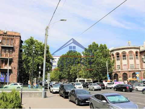 ԿԵՆՏՐՈՆ, ՄԱՇՏՈՑԻ ՊՈՂՈՏԱ, 160 ՔՄ