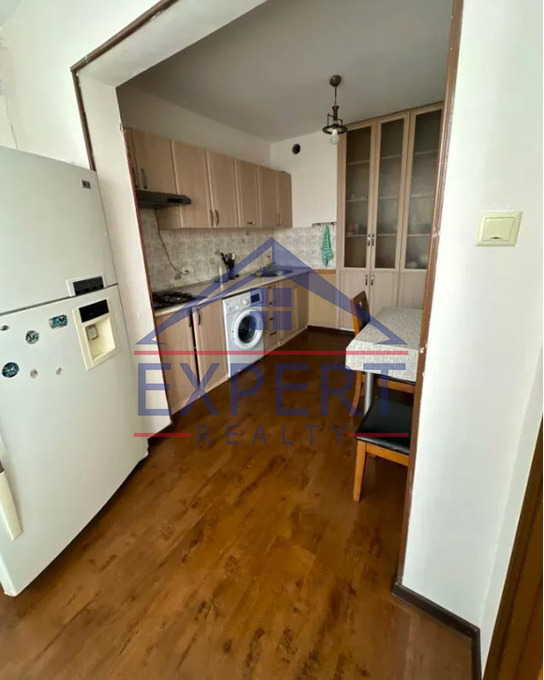 ԱՐԱԲԿԻՐ, ԿՈՄԻՏԱՍԻ ՊՈՂՈՏԱ, 3 ՍԵՆՅԱԿ