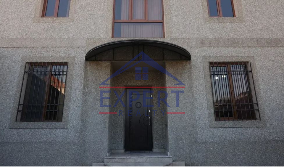 ԱՐԱ ՍԱՐՔՍՅԱՆ ՓՈՂՈՑ 4 ՍԵՆՅԱԿ
