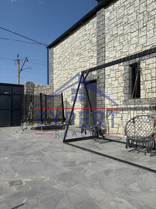 ԿՈՏԱՅՔ, ՊՌՈՇՅԱՆ, 5 ՍԵՆՅԱԿ