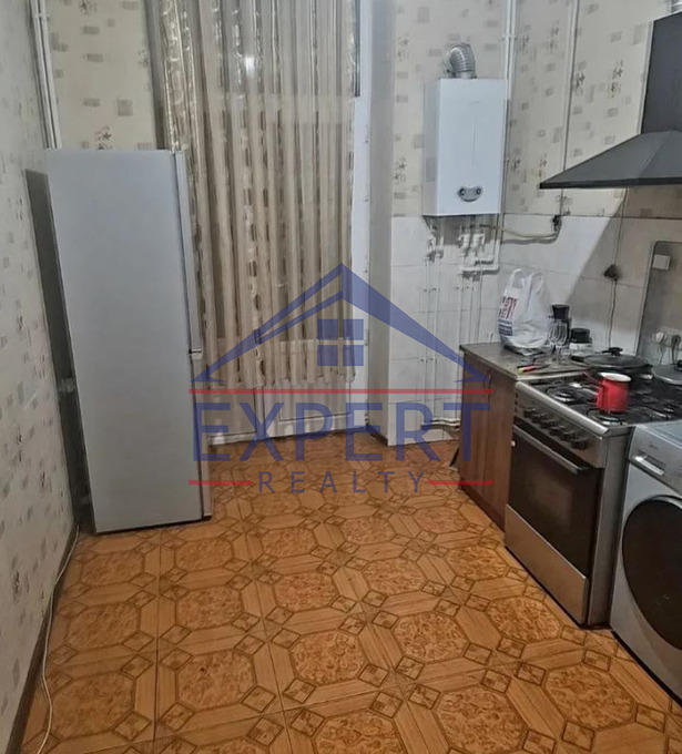 ԱՐԱԲԿԻՐ, ԿՈՄԻՏԱՍԻ ՊՈՂՈՏԱ, 2 ՍԵՆՅԱԿ