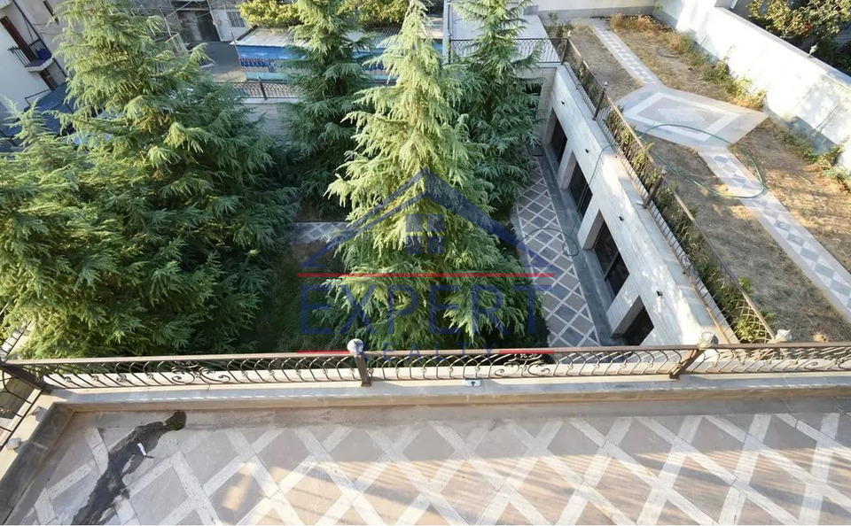 ԱՐԱԲԿԻՐ, ԵՐԶՆԿՅԱՆ ՓՈՂՈՑ , 3 ՍԵՆՅԱԿ