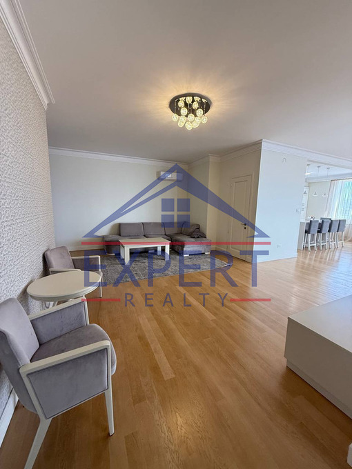 ԱՐԱԲԿԻՐ, ՆԱԻՐԻ ԶԱՐՅԱՆ ՓՈՂՈՑ, 4 ՍԵՆՅԱԿ