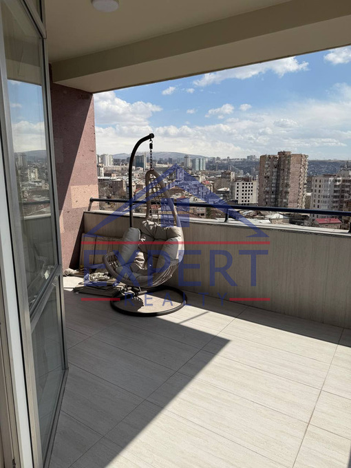 ԱՐԱԲԿԻՐ, ՆԱԻՐԻ ԶԱՐՅԱՆ ՓՈՂՈՑ, 4 ՍԵՆՅԱԿ