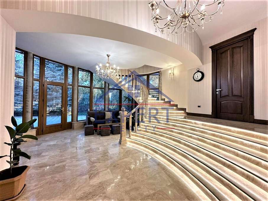 ԱՎԱՆ, ԱԲՈՎՅԱՆ ԹԱՂԱՄԱՍ, 6 ՍԵՆՅԱԿ