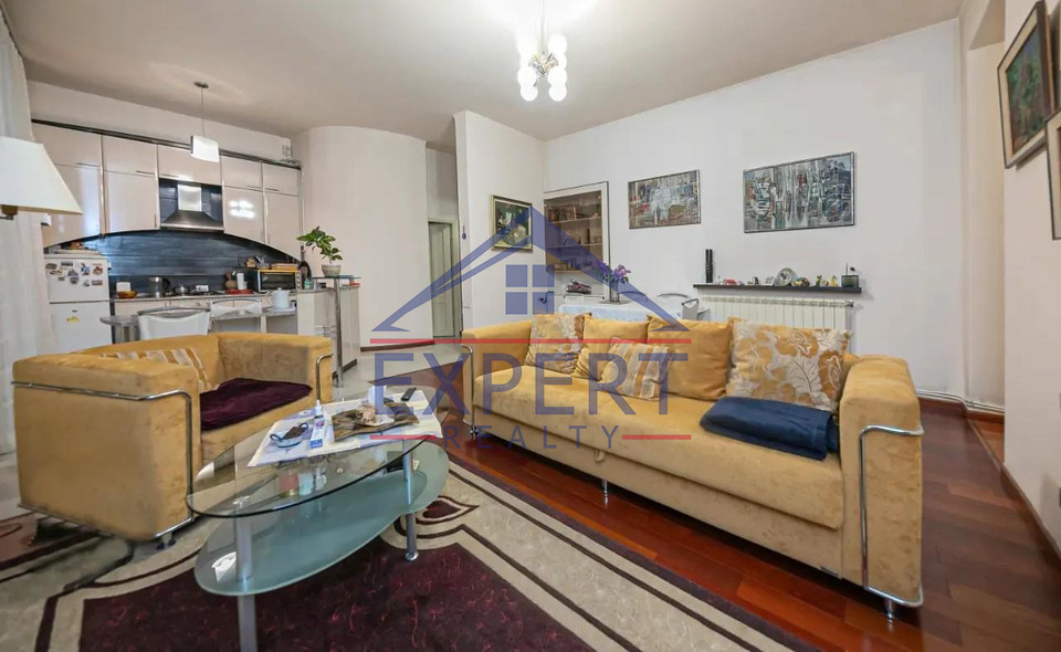 ԿԵՆՏՐՈՆ, ԲԱՂՐԱՄՅԱՆ ՊՈՂՈՏԱ, 2 ՍԵՆՅԱԿ