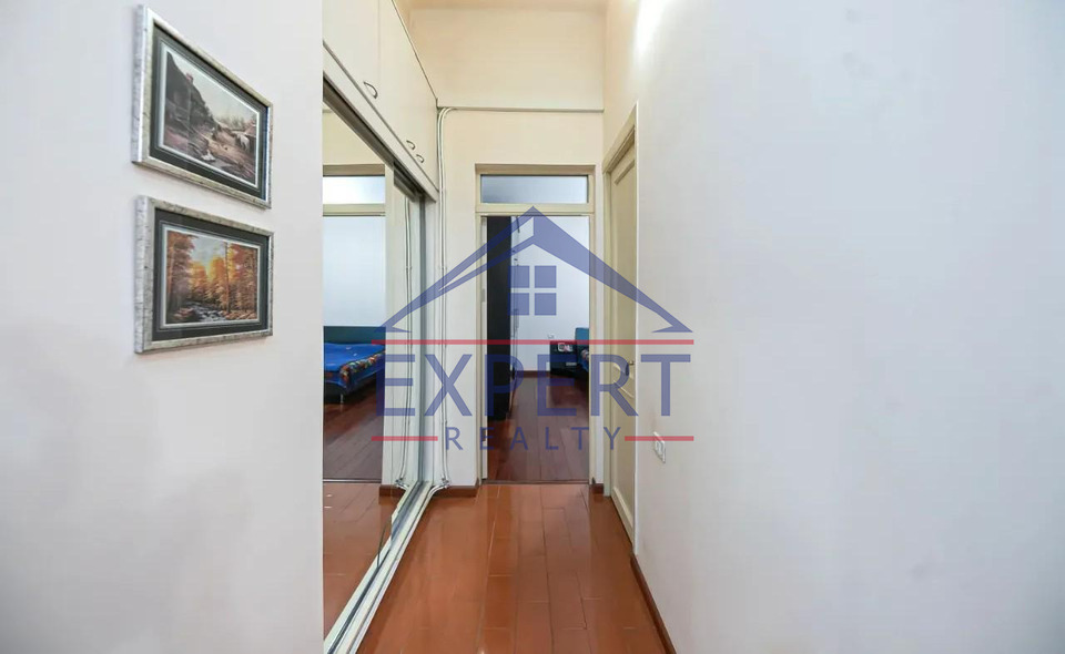 ԿԵՆՏՐՈՆ, ԲԱՂՐԱՄՅԱՆ ՊՈՂՈՏԱ, 2 ՍԵՆՅԱԿ