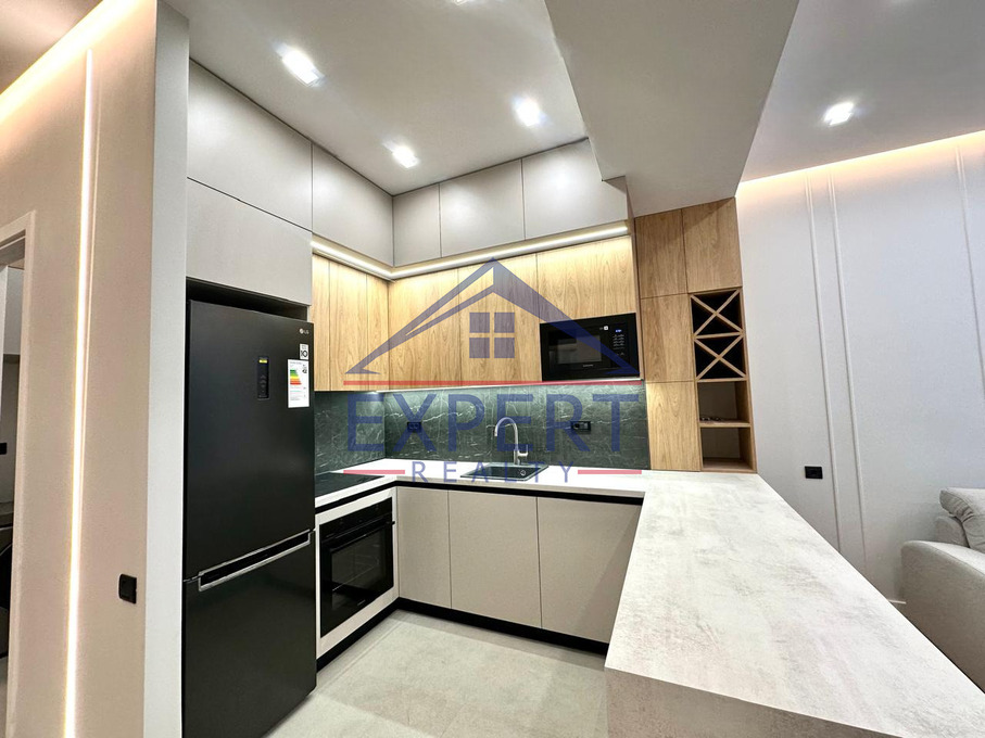 ԿԵՆՏՐՈՆ, ՎԵՐԻՆ ԱՆՏԱՌԱՅԻՆ ՓՈՂՈՑ, 2 ՍԵՆՅԱԿ