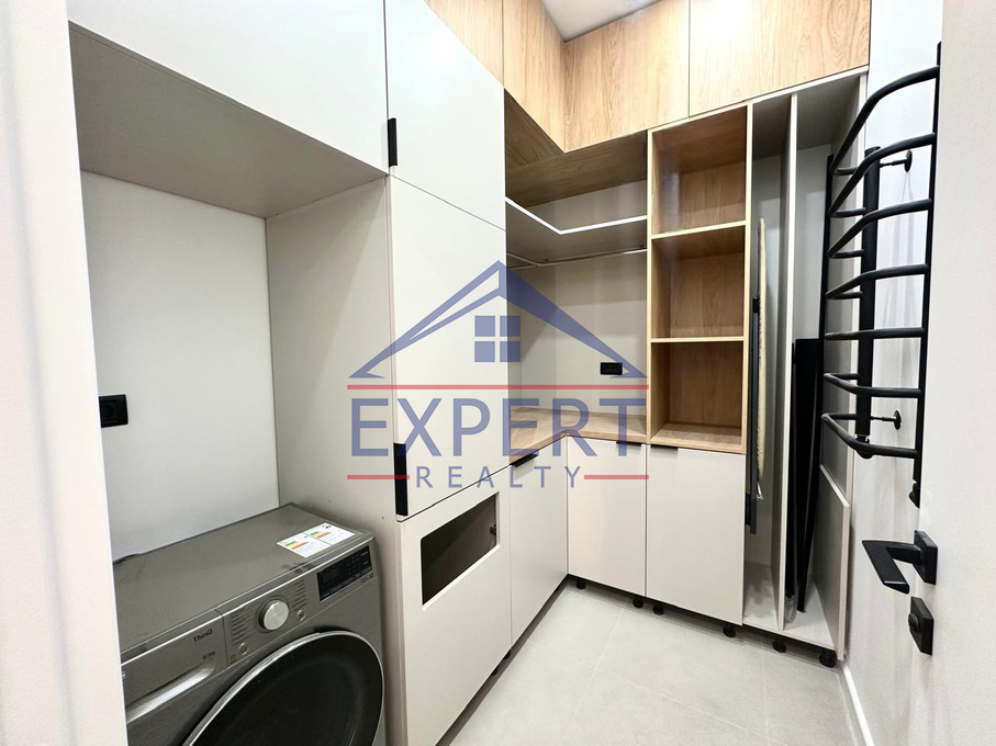 ԿԵՆՏՐՈՆ, ՎԵՐԻՆ ԱՆՏԱՌԱՅԻՆ ՓՈՂՈՑ, 2 ՍԵՆՅԱԿ